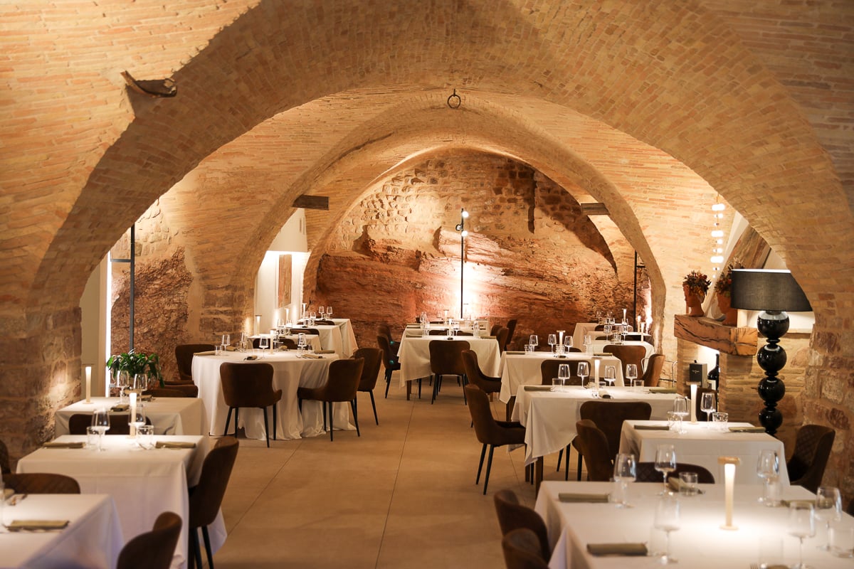 Cave dining experience in Il Molino Restaurant