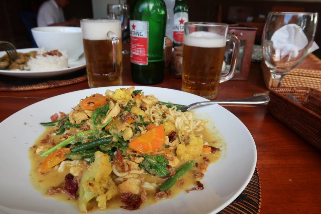 Delicious food in Pemuteran. Make sure to eat at local restaurants to enjoy Pemuteran's delicacies during your three weeks in Bali.