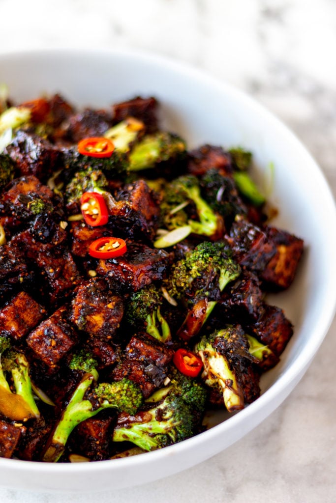 This vegan stir-fry of Black Pepper Tofu with Broccoli is spicy, savory, and sweet. Perfect for a delish weeknight dinner or an Asian feast!