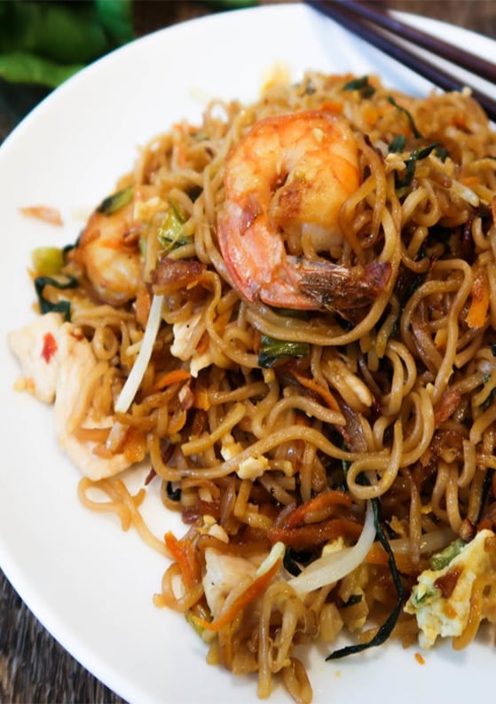 Authentic Mie Goreng (Indonesian Fried Noodles) Recipe