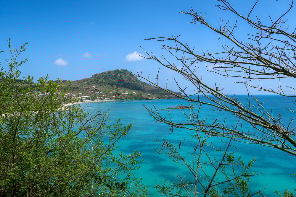 Beautiful Caribbean Sea by the Providencia Island. In this guide, you'll learn about the best things to do and must-know tips when visiting Providencia, Colombia.