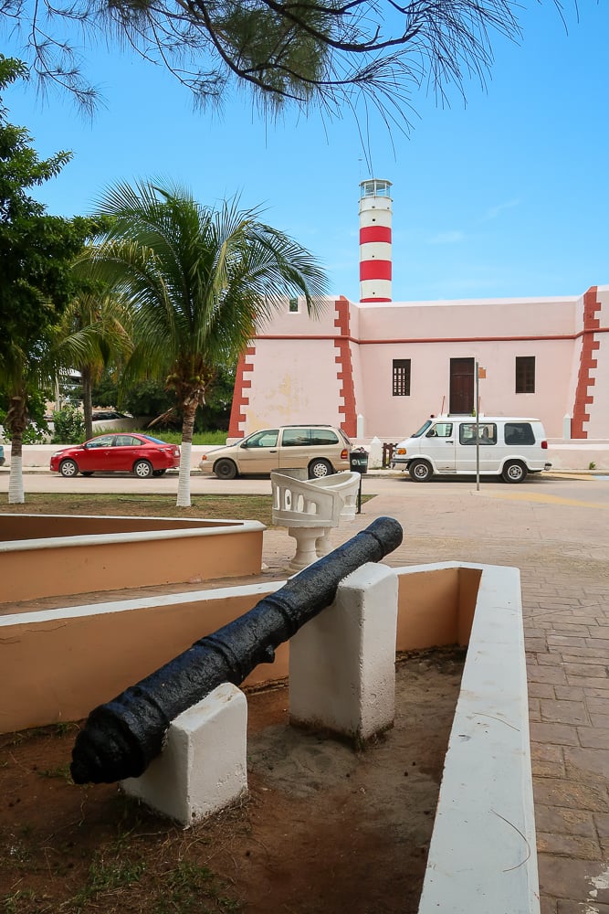 Old cannon in Sisal