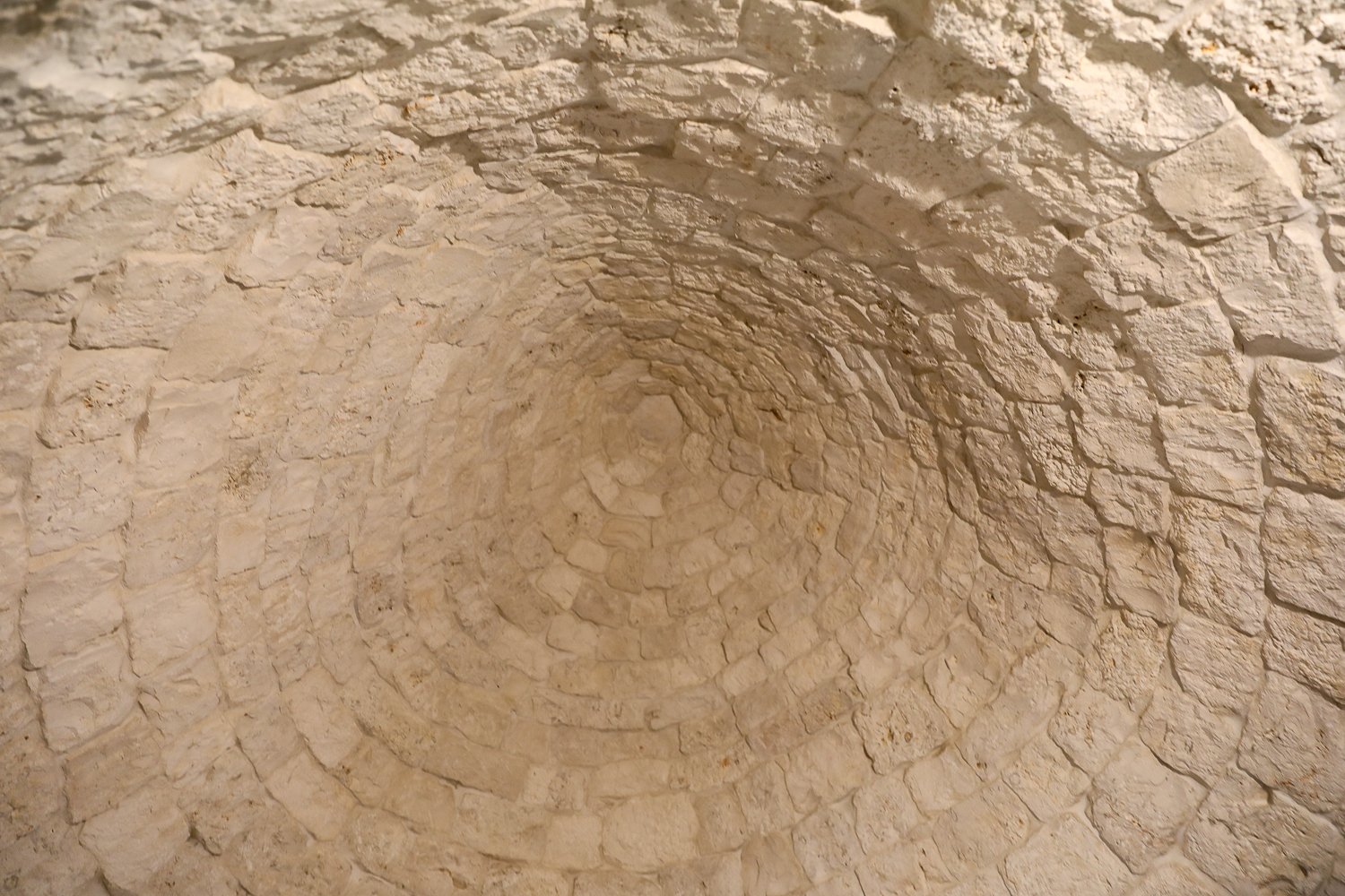 Staying in a hut is one of the best things to do in Alberobello
