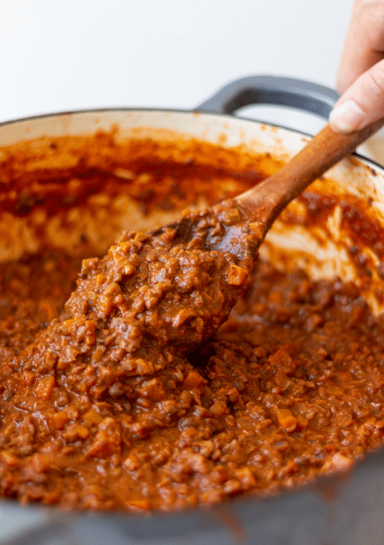 The Best Vegan Bolognese Sauce (with Lentils, Mushrooms & Walnuts)