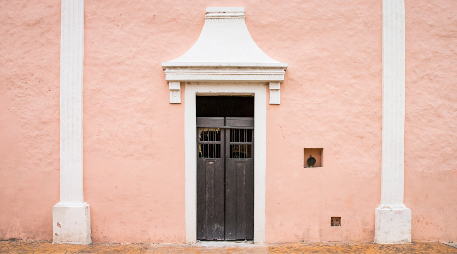 A pink building facade in Mexico